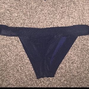 Frankie’s bikini Cole bottoms